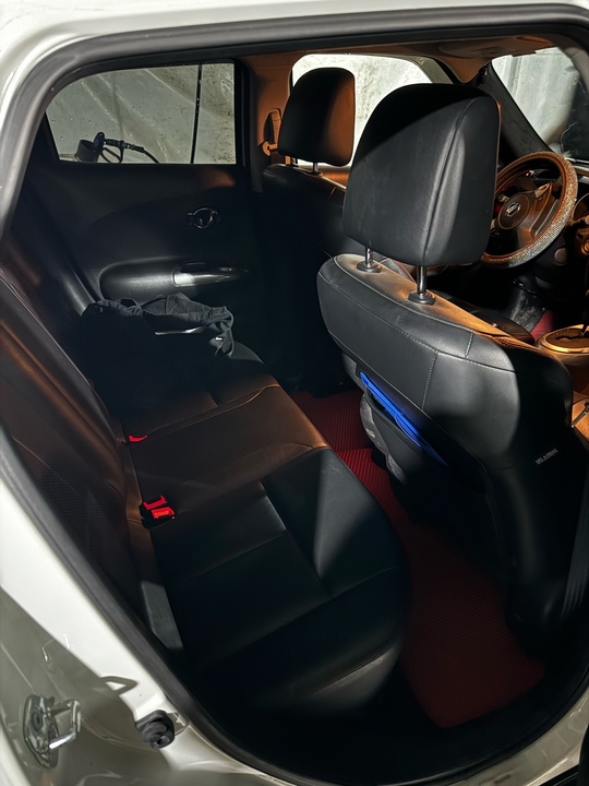 Nissan Juke 2014 1,6 
Состояние (3)