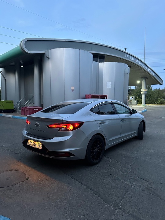 Hyundai Elantra 2.0
Год: 2018
Тип КПП: (1)