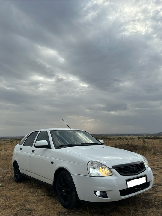 Продаю Lada Priora 2010 год