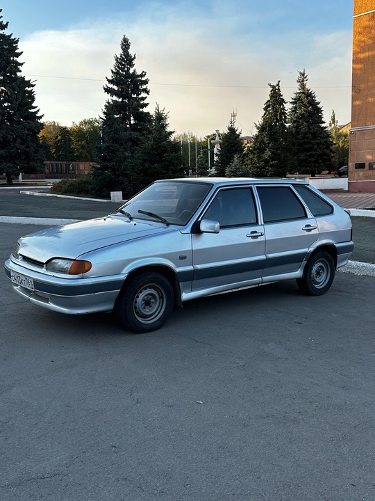 Продам ВАЗ 2114 2004г. В (2)