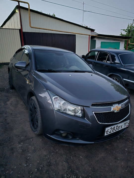 Продам Chevrolet Cruze 2010 г.в., (2)