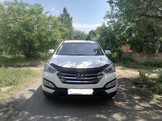 Продам Hyundai Santa Fe 2012 (1)