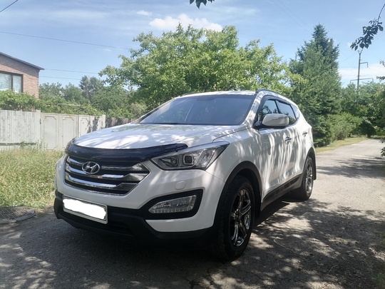 Продам Hyundai Santa Fe 2012 (2)