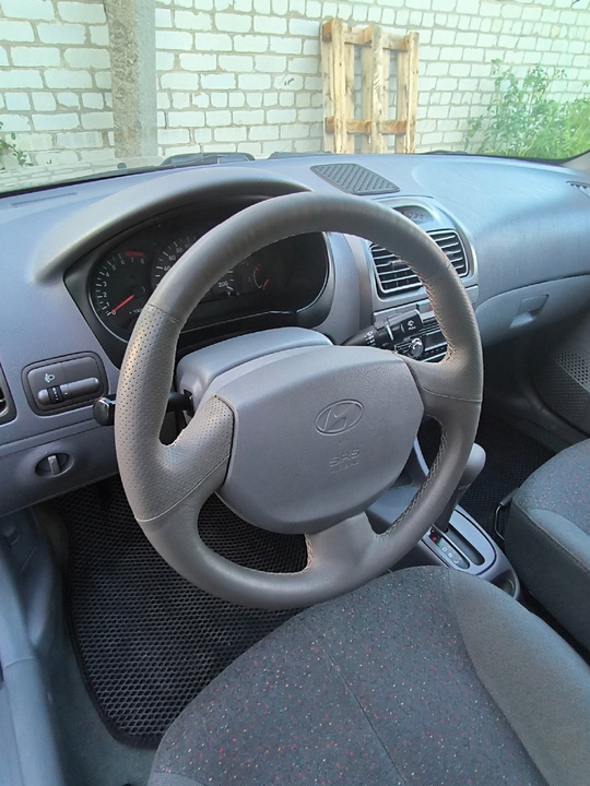 Hyundai accent
Год 2008
Пробег 179000
Двигатель бензин
Объём (6)