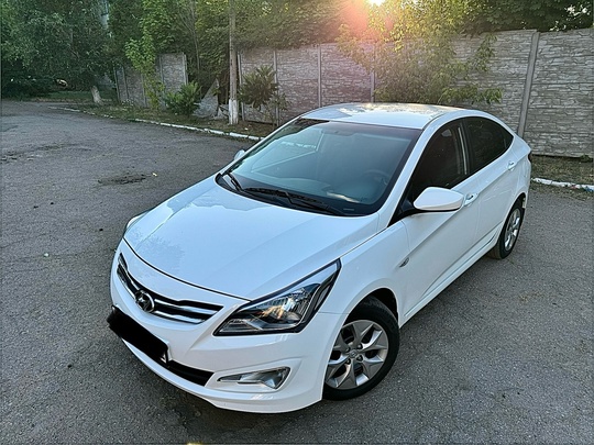 HYUNDAI SΟLARIS
Рестайлинг 
Γoд выпускa 2014
Πрoбeг