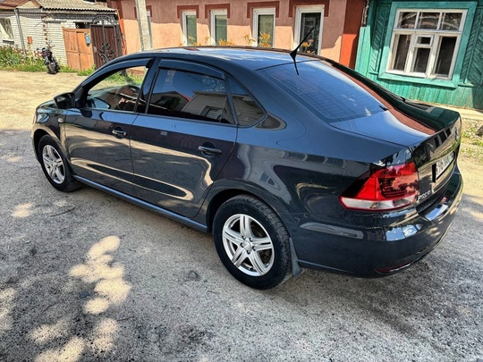 В продаже Volkswagen polo 2016г (1)
