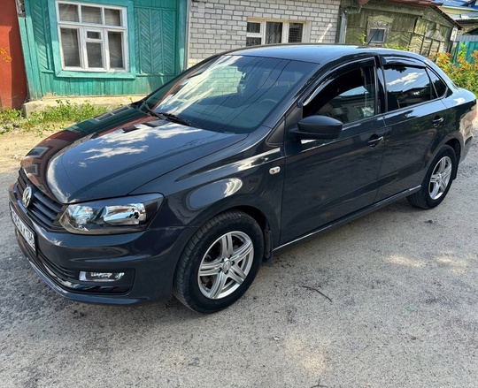В продаже Volkswagen polo 2016г (2)