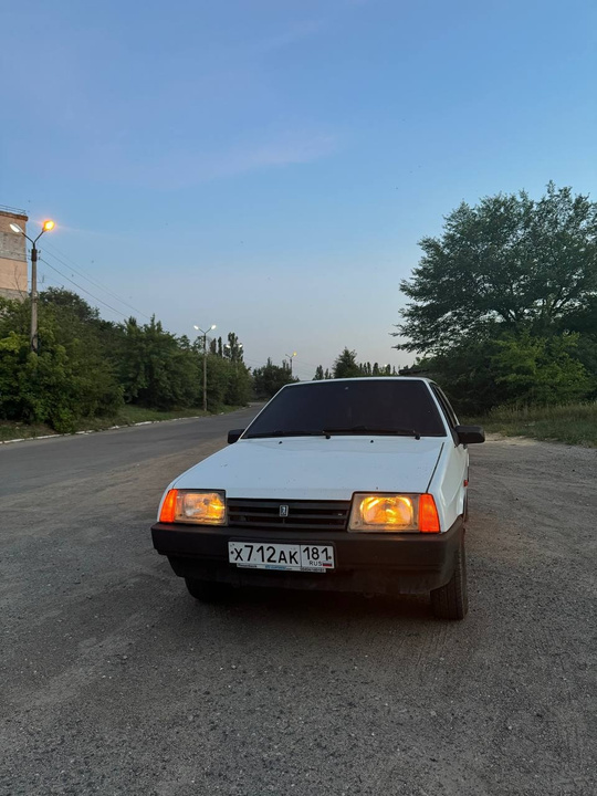 Продам Ваз 2109 2003г.
Мотор 1.5