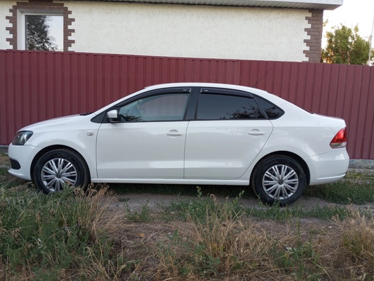Продам Volkswagen Polo 2012 г (2)
