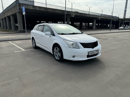 Продам Toyota Avensis. 2.2 дизель,