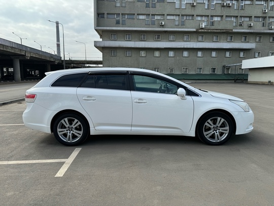 Продам Toyota Avensis. 2.2 дизель, (7)