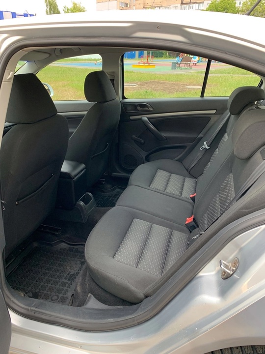 Продам Skoda Octavia A5 MPI (4)