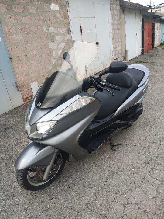 Продам скутер Yamaha Majesty 400куб
