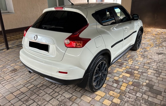 Продам Nissan Juke
Возможен обмен 
Компактный (3)