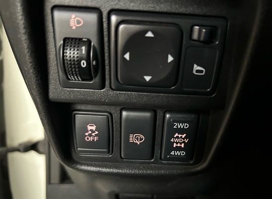 Продам Nissan Juke
Возможен обмен 
Компактный (5)