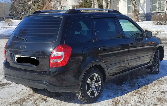 Продаю LADA KALINA 2 в (2)