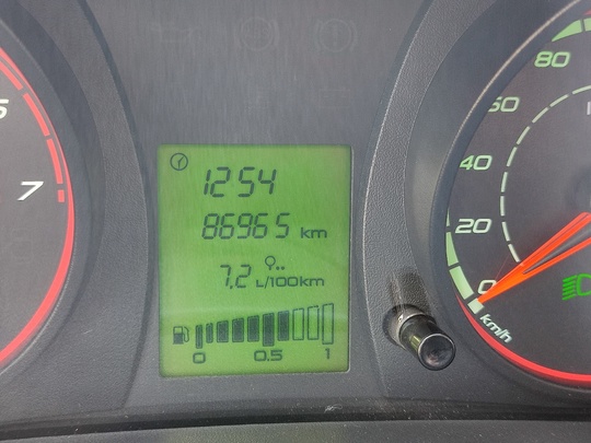 Продаю LADA KALINA 2 в (9)