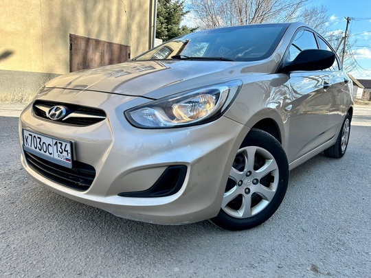В продаже ХОЗЯЙСКИЙ HYUNDAI SOLARIS (2)