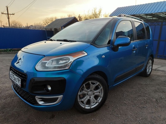 Citroen C3 Picasso, 2011 года,