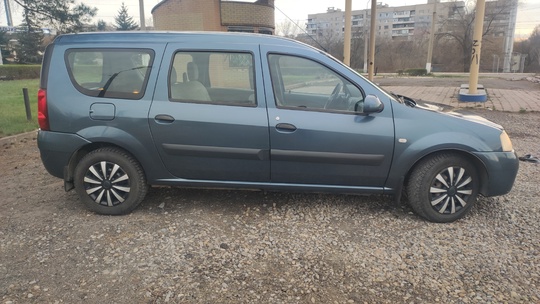 Продам DACIA LOGAN 2008 года
Мотор (6)