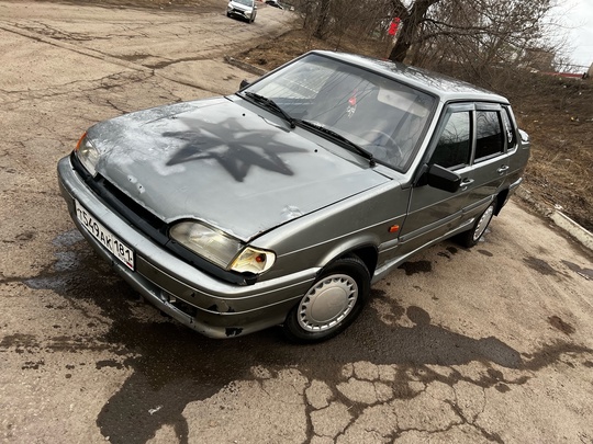 Автомобиль Ваз 2115 
Мотор хороший,