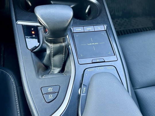 ❗❗❗❗❗❗❗
Продам Lexus UX 200h
2021 г.в.
Гибрид (1)