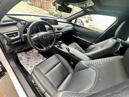 ❗❗❗❗❗❗❗
Продам Lexus UX 200h
2021 г.в.
Гибрид (8)