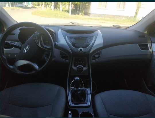 Продам HYUNDAI ELANTRA 2012г
Пробег 232 (5)