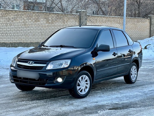 Продам LADA GRANTA 
2014года 
132.000