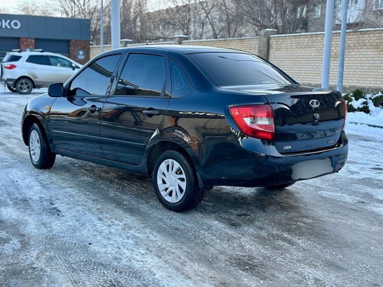 Продам LADA GRANTA 
2014года 
132.000 (1)
