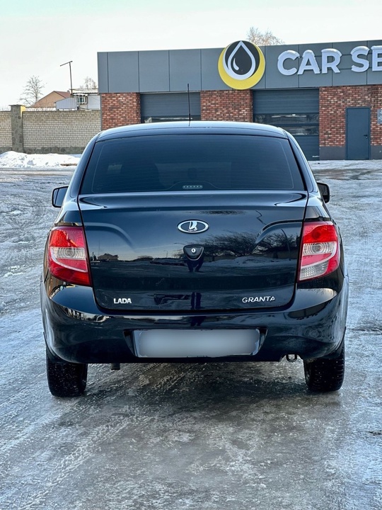 Продам LADA GRANTA 
2014года 
132.000 (3)