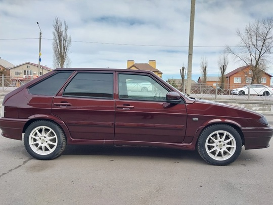 Продаю ваз 2114 супер авто. (2)