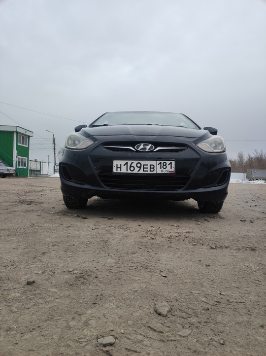 Продам 
Hyundai Solaris
Год 2011 1.4
Коробка