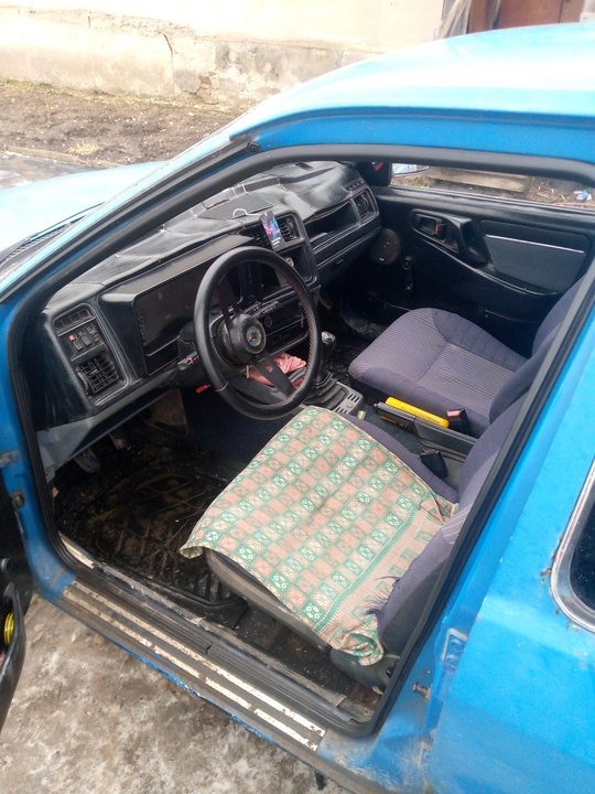 Продам форд Сиерра, ДВС 1.6