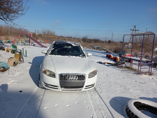 Продам Ауди А4 2005 год.300 (5)