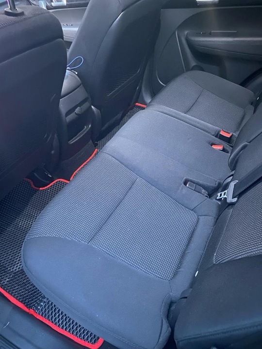 Продам Kia Sorento 2018 г. (8)