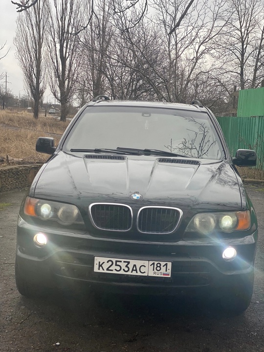 БМВ х-5 2003 год 4.4
