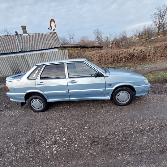 Продам ваз 2115. 2005г. 230т.р (3)