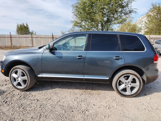 Volkswagen Touareg 2004 
Двигатель - (5)