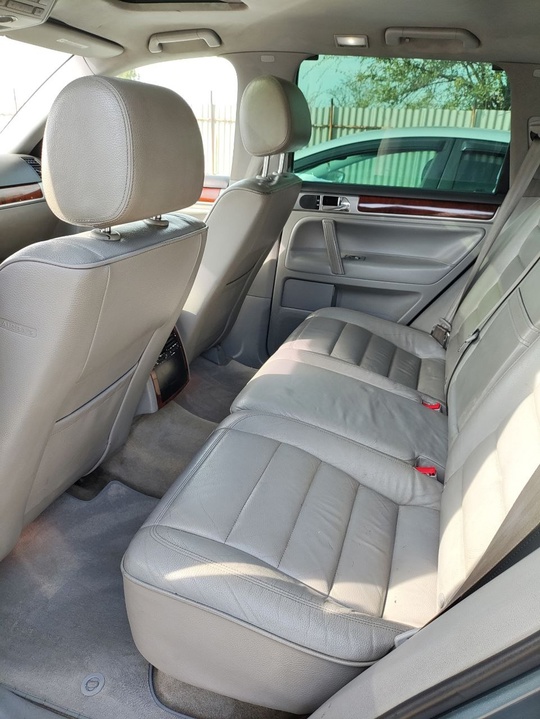 Volkswagen Touareg 2004 
Двигатель - (6)