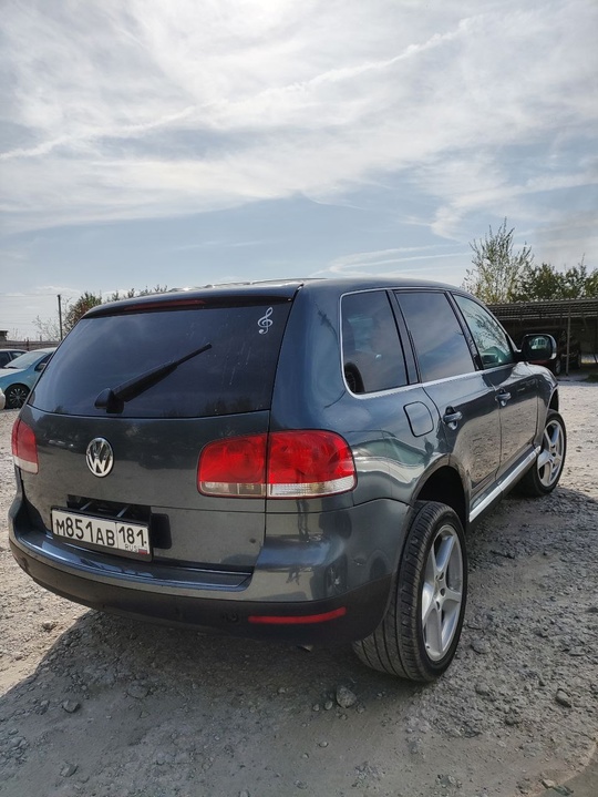 Volkswagen Touareg 2004 
Двигатель - (7)