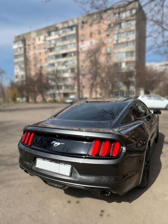 продам Ford Mustang VI 2016 (2)
