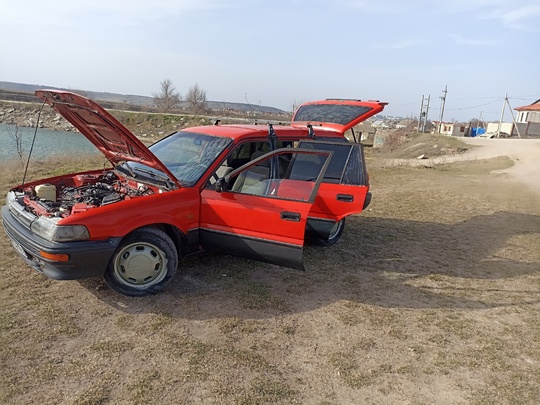 Продам таёта корола 1.3 75л (3)