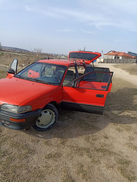 Продам таёта корола 1.3 75л (7)