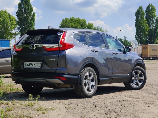 ➡В наличии: Honda CR-V топ (1)