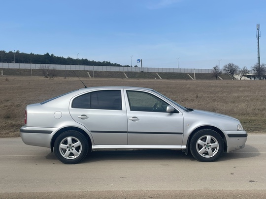 ✅ Skoda Octavia 2.0 MT (4)
