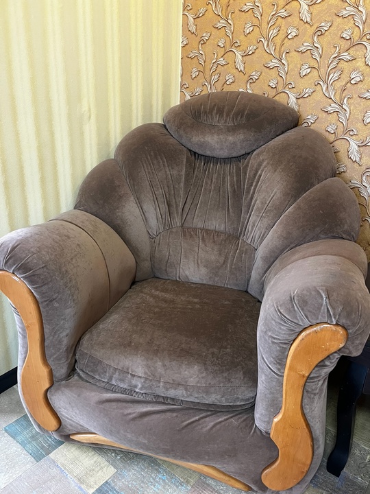 Продам комплект кресел (2шт.) за