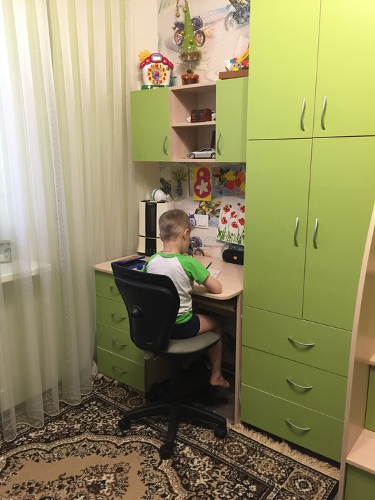 Продаю детскую комнату. Подойдет и (5)