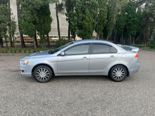 У авто было  3 (7)