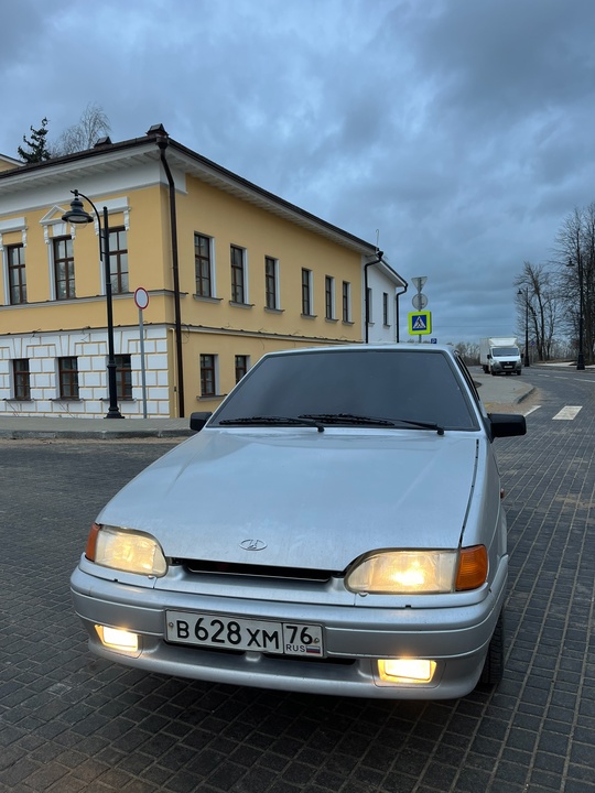 Продам ваз 2114
Год 2010
Не гнилая, (3)
